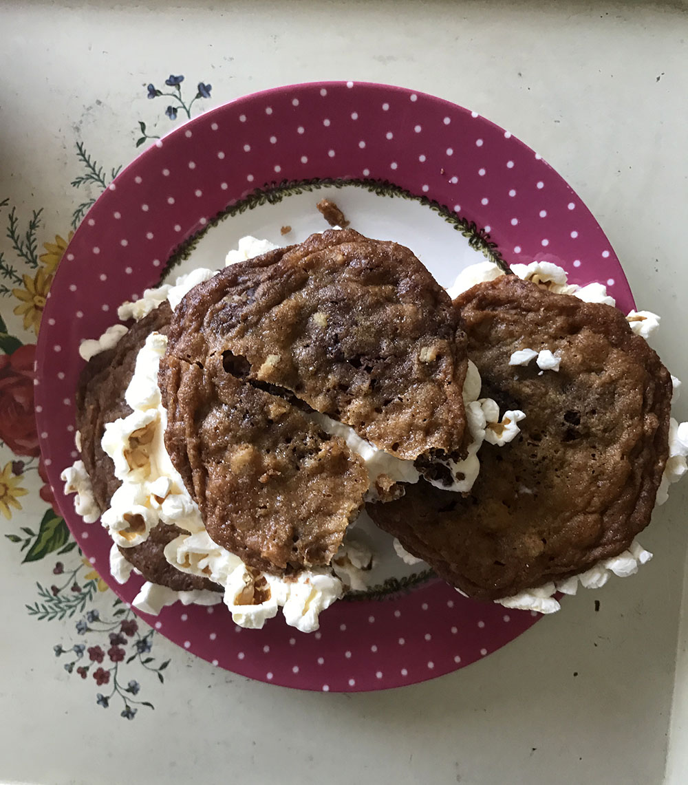 Cookie Ice Cream Sandwich with Popcorn